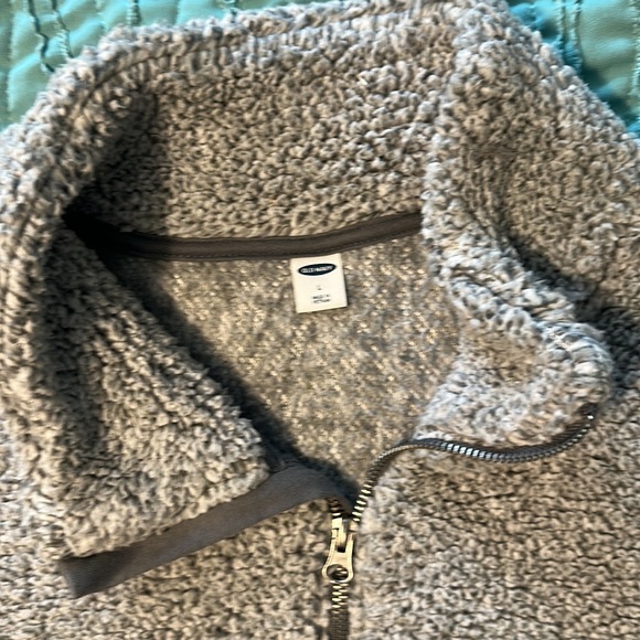OLD NAVY FLEECE SZ L GRAY NWOT - Picture 2 of 4
